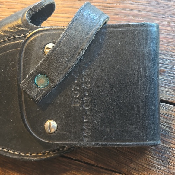Black Leather Holster - Picture 5 of 6